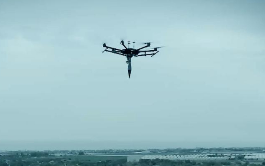 Ano ang mga kahirapan sa pag-detect ng mga drone sa mga radar system?